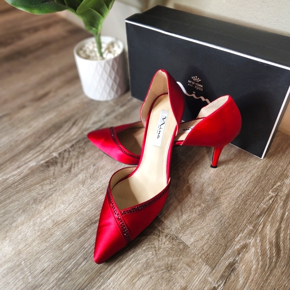 Evening Shoes - Picture 3 of 5